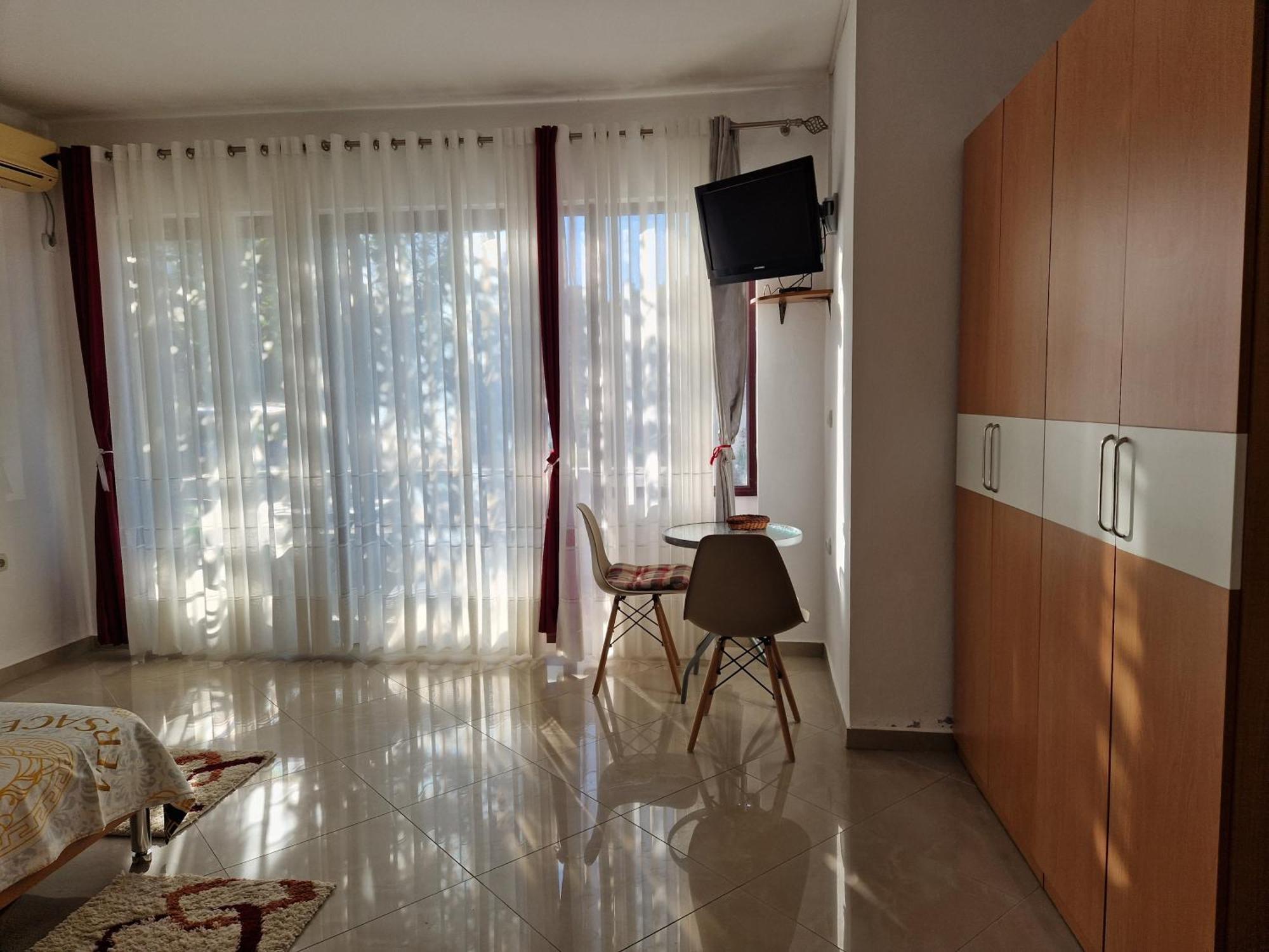 Studios M Улцин Стая снимка